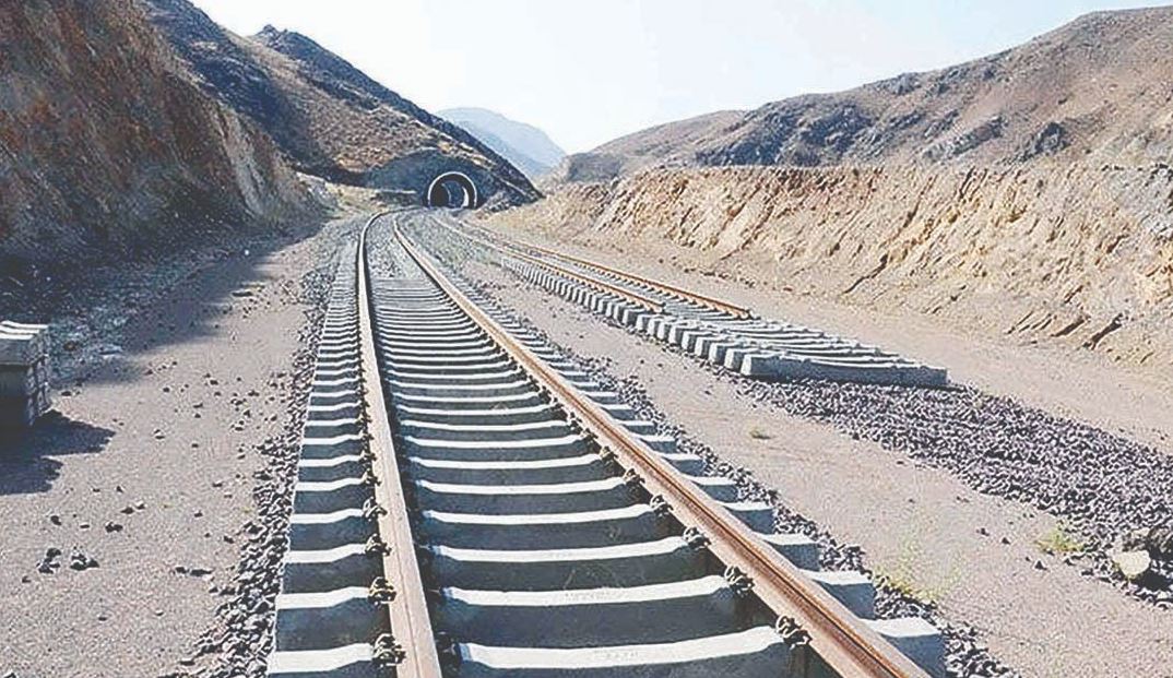پیشرفت 84 درصدی پروژه راه‌آهن چابهار - زاهدان